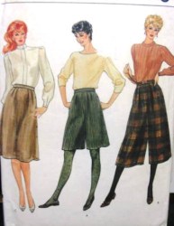 8110  VOGUE A-SKIRT OR CULOTTES LENGTHS 70s PATTERN 14, 10